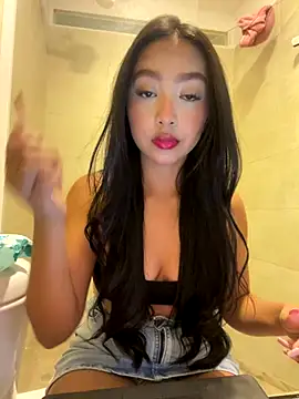 Snapshot of SOPHIACANDY19_ chatting on September 21, 8:21 pm SOPHIACANDY19 online show from September 21, 8:21 pm