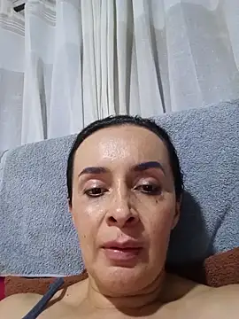 Snapshot of Samantha_Sullivan_ chatting on April 28, 2:27 am Samantha Sullivan online show from April 28, 2:27 am