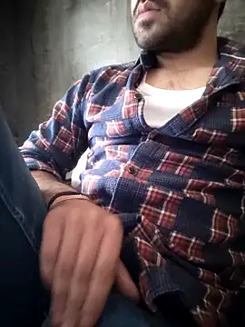 Snapshot of 77fuckerboy_ chatting on February 22, 2:50 am 77fuckerboy online show from February 22, 2:50 am