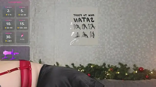 Snapshot of Kira_Citro chatting on December 31, 2:51 am Kira Citro online show from December 31, 2:51 am