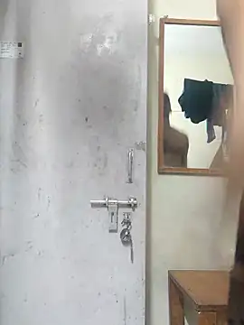 Wild-Honey online show from September 27, 2:55 pm