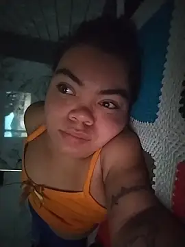 Michelle Brooks online show from November 17, 1:28 pm