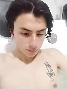 Snapshot of Alann_sr chatting on November 4, 7:46 pm Alann sr online show from November 4, 7:46 pm