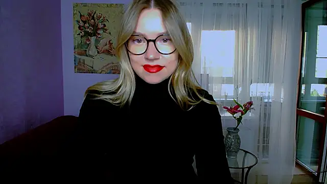 TaylorBre online show from September 23, 5:32 am