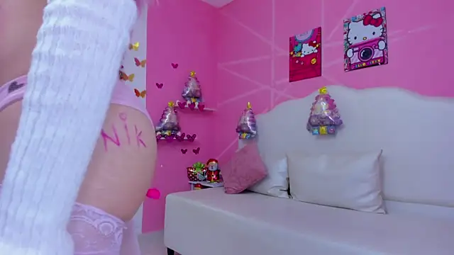 DaripQueen online show from January 7, 5:09 pm