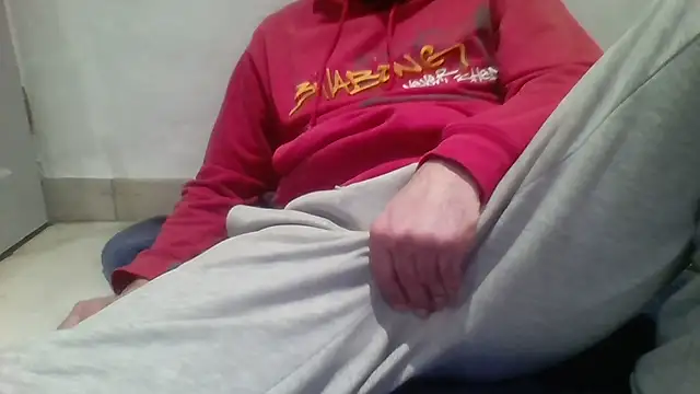 Snapshot of Ariete80s chatting on March 2, 7:02 pm Ariete80s online show from March 2, 7:02 pm