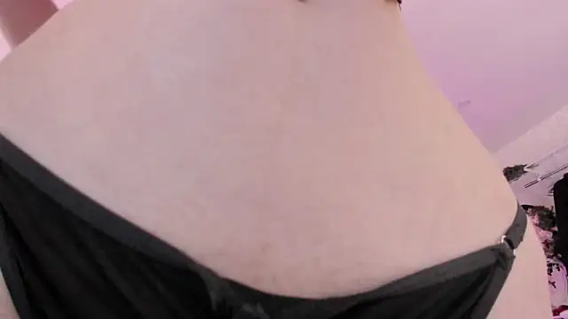 Snapshot of DarkMouseee chatting on February 25, 1:32 pm DarkMouseee online show from February 25, 1:32 pm