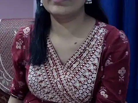 Snapshot of l_l_ish chatting on February 14, 9:34 am l l ish online show from February 14, 9:34 am