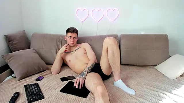 Snapshot of Ian_Connery chatting on February 21, 12:50 pm Ian Connery online show from February 21, 12:50 pm