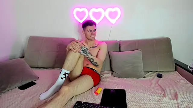 Snapshot of Ian_Connery chatting on February 22, 3:03 pm Ian Connery online show from February 22, 3:03 pm