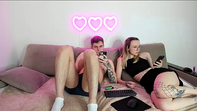 Snapshot of Ian_Connery chatting on March 12, 5:49 pm Ian Connery online show from March 12, 5:49 pm