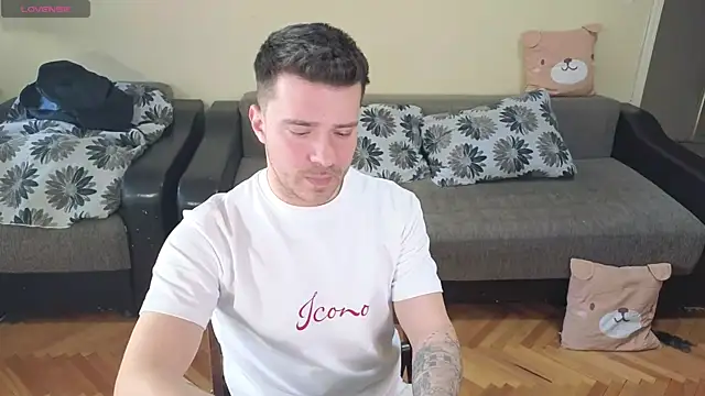 JohnnyStepBro online show from March 21, 2:51 pm