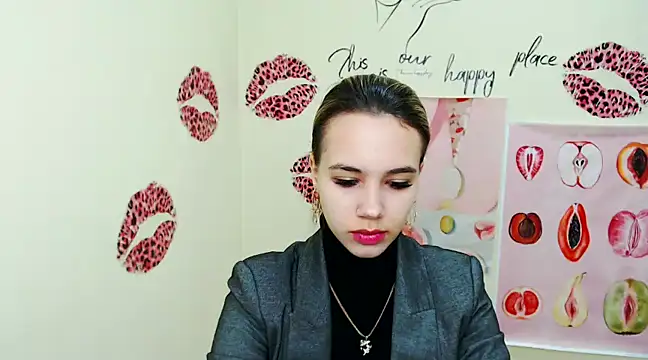 Snapshot of _StAcY chatting on December 12, 7:30 am StAcY online show from December 12, 7:30 am
