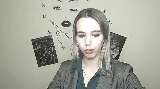 Snapshot of _StAcY chatting on December 23, 1:24 pm StAcY online show from December 23, 1:24 pm