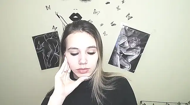 Snapshot of _StAcY chatting on March 10, 10:37 am StAcY online show from March 10, 10:37 am