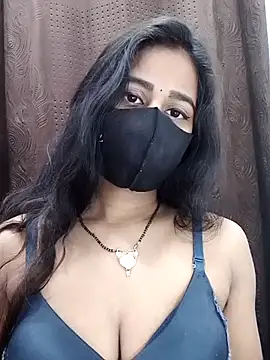 Snapshot of Lalisa_sexy chatting on April 24, 11:07 pm Lalisa sexy online show from April 24, 11:07 pm