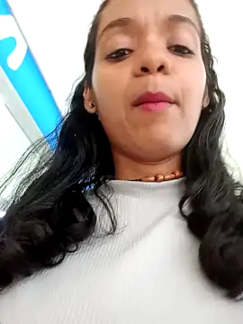 anitagrenn online show from February 6, 8:45 pm