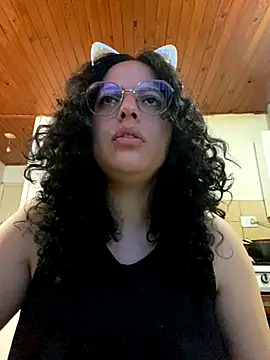 Snapshot of babyluna939 chatting on November 22, 2:38 pm babyluna939 online show from November 22, 2:38 pm