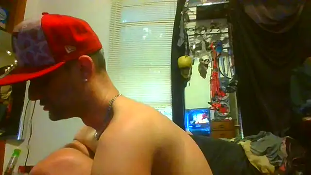 Snapshot of slinginbigD chatting on December 27, 2:22 pm slinginbigD online show from December 27, 2:22 pm