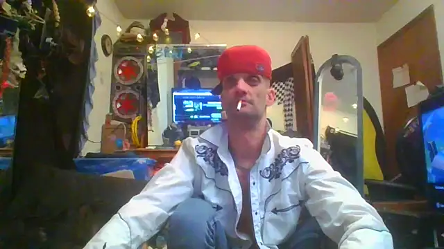 Snapshot of slinginbigD chatting on January 27, 9:55 am slinginbigD online show from January 27, 9:55 am