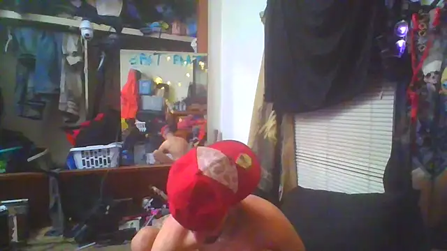 Snapshot of slinginbigD chatting on February 18, 8:59 am slinginbigD online show from February 18, 8:59 am