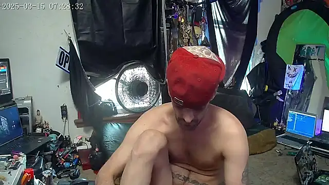 Snapshot of slinginbigD chatting on March 15, 1:29 pm slinginbigD online show from March 15, 1:29 pm