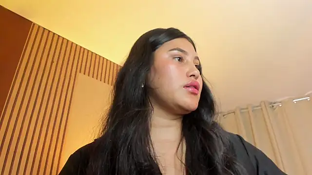 Little Ivy online show from April 17, 7:50 pm