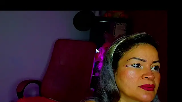 scarletteowens online show from April 15, 2:24 pm