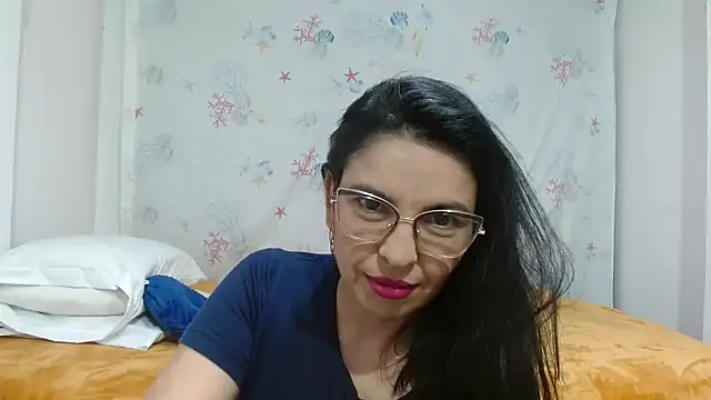 anybellucci43 online show from March 8, 4:01 am