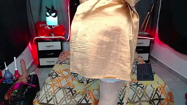 Snapshot of lady_big_ass_nasty chatting on March 8, 3:35 pm lady big ass nasty online show from March 8, 3:35 pm