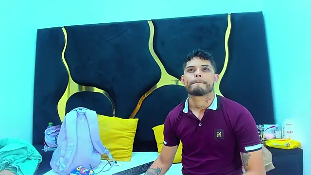 MelissaAndZeuss online show from November 7, 6:35 am