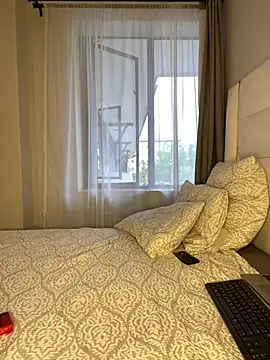 mmbaliii online show from February 10, 2:48 pm