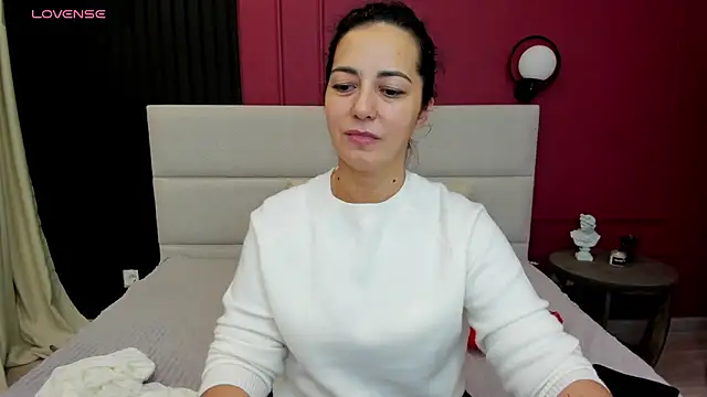 Linda Insatiable online show from October 11, 1:16 am