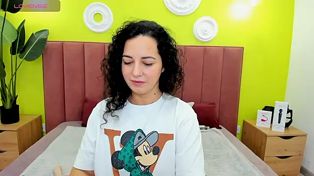 Linda Insatiable online show from February 9, 1:09 am