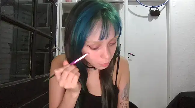 loletabb online show from March 22, 7:04 am