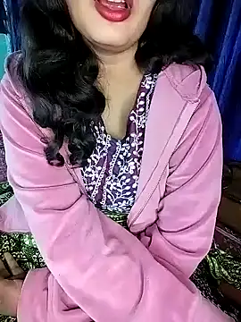 Miss-Siyaa online show from December 16, 3:11 pm