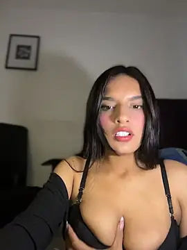 Dulceeany online show from July 30, 1:43 pm