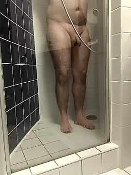 Snapshot of OdinWolf1990 chatting on November 22, 4:50 pm OdinWolf1990 online show from November 22, 4:50 pm