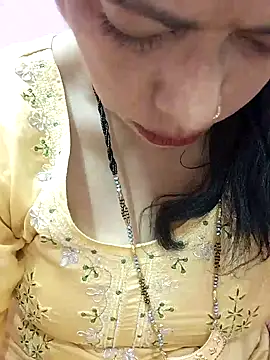 Urmila bhabhii online show from February 3, 6:13 am