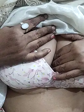 Urmila bhabhii online show from January 10, 3:52 am