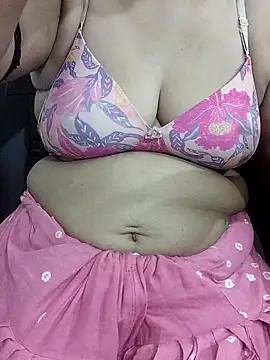 Snapshot of Urmila_bhabhii chatting on May 10, 2:44 pm Urmila bhabhii online show from May 10, 2:44 pm