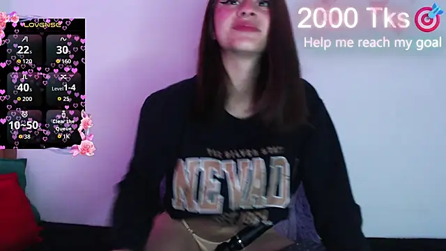 Snapshot of -Gwen- chatting on October 3, 7:05 am -Gwen- online show from October 3, 7:05 am