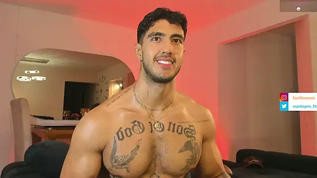 JACOB MARTINS online show from January 13, 3:34 am