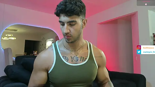 JACOB MARTINS online show from January 26, 4:41 am