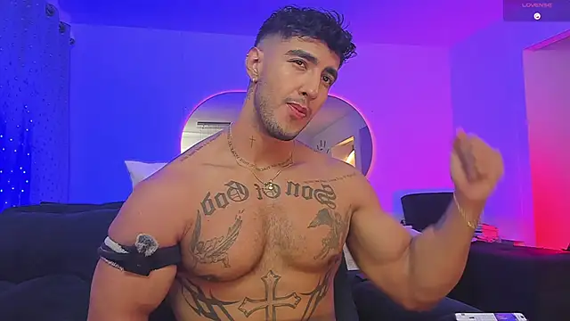 JACOB MARTINS online show from February 28, 4:10 am