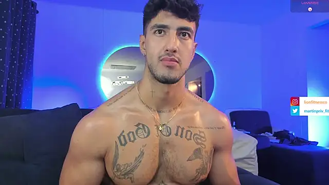 JACOB MARTINS online show from March 9, 6:17 am