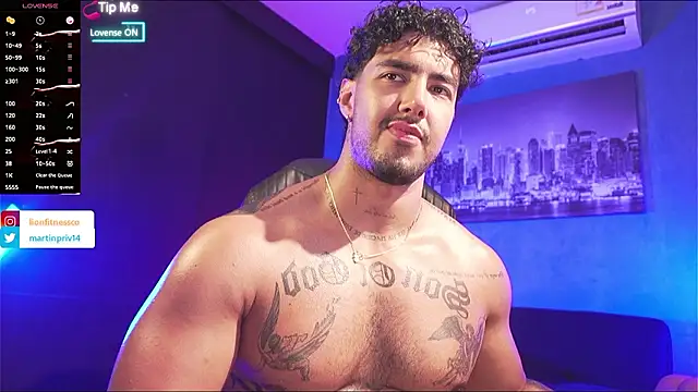 JACOB MARTINS online show from February 5, 10:14 pm