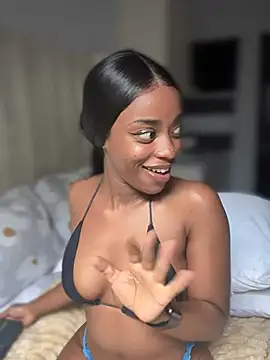 Snapshot of BhadBhad_Kitty chatting on March 22, 11:32 am BhadBhad Kitty online show from March 22, 11:32 am