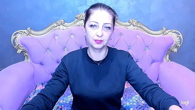 DivinSandra online show from October 13, 4:56 am