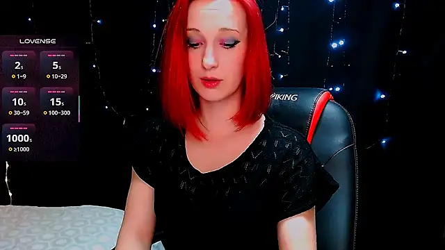 Snapshot of AgathaNoxe chatting on February 25, 8:51 pm AgathaNoxe online show from February 25, 8:51 pm